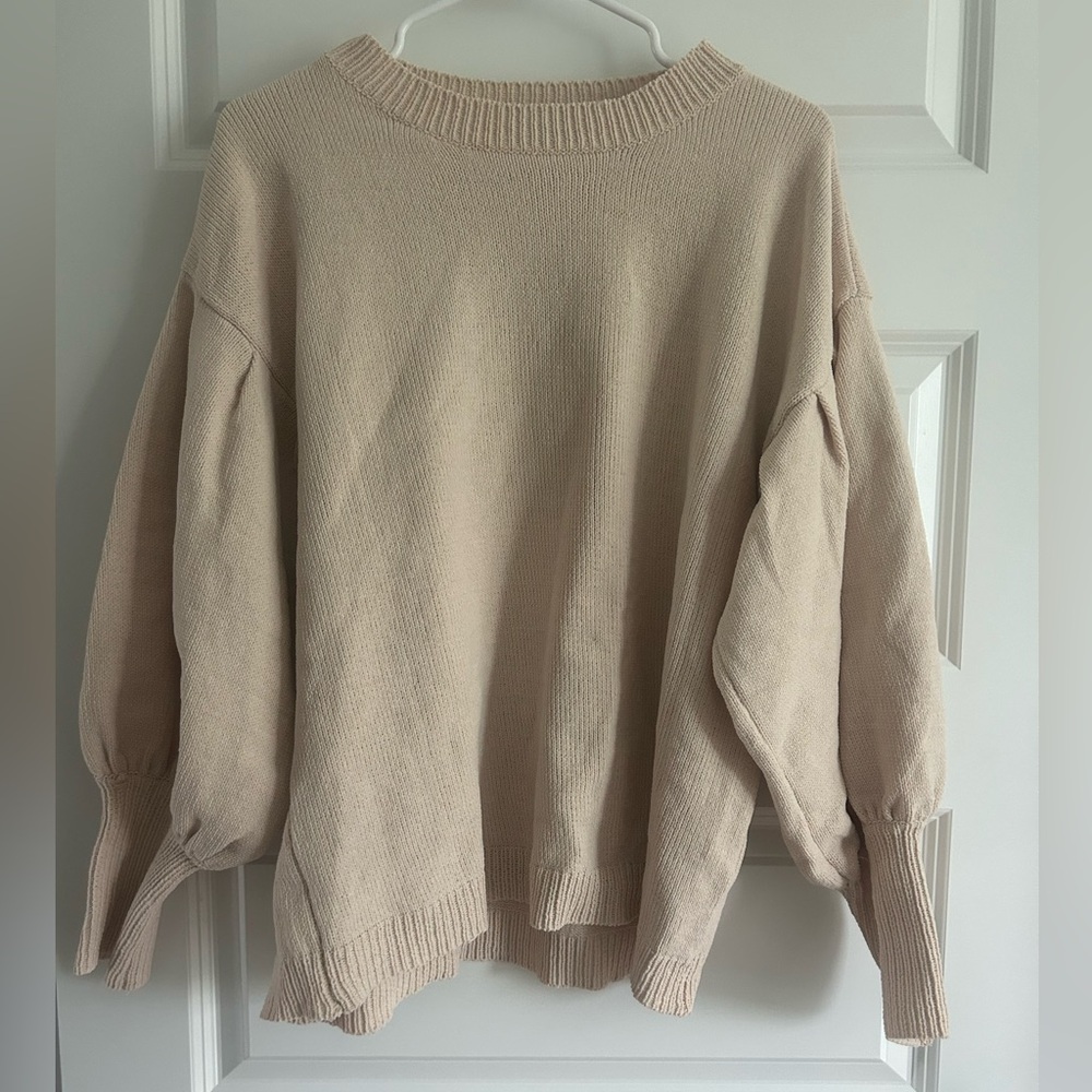 Very J Women's Beige Crew Neck Sweater